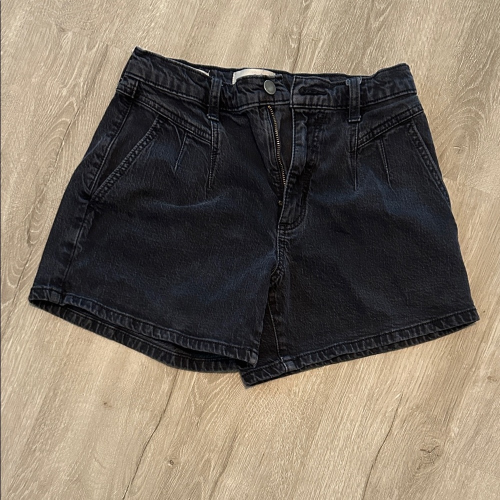 Universal Thread Women's Black Jean Shorts